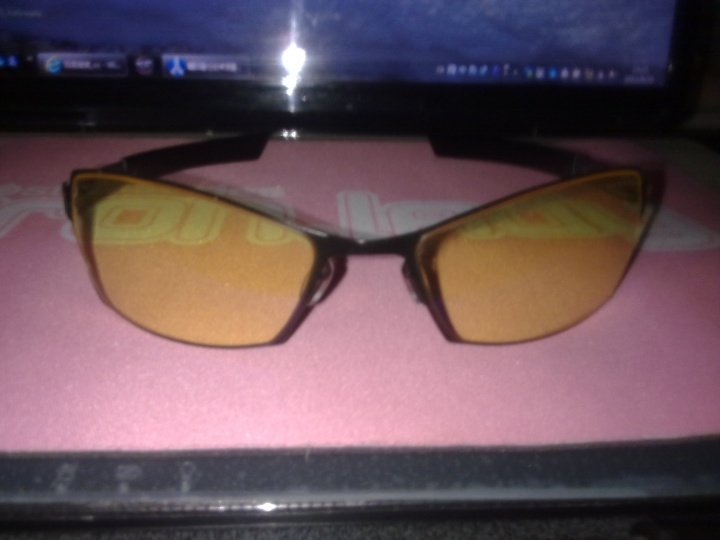 �Գ�steelseries scope �۾� ɭ������3d g4me 1����