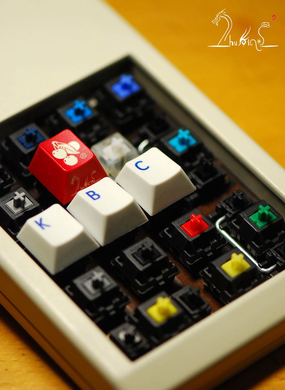  Сͼ  Ԥ桿KBC Ұɫ PBTӺ ñ