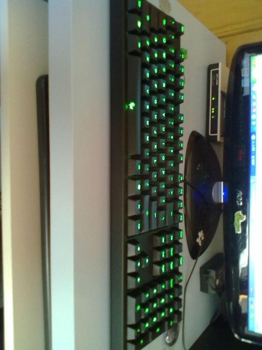 ducky 9008 shining  ̲ 9.8  800Ԫ