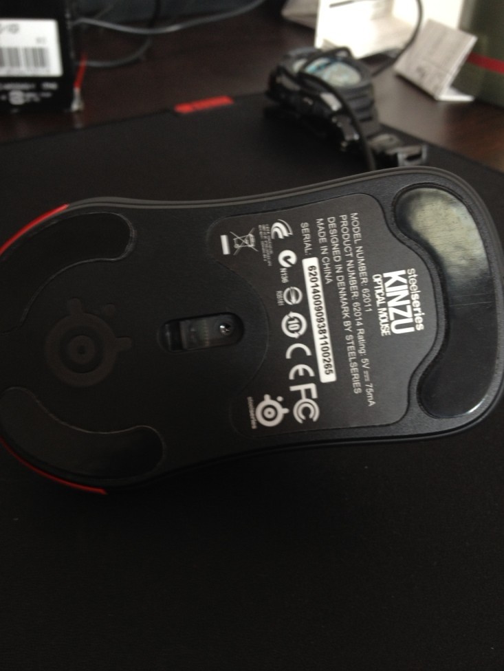 ���ѳ�������steelseries kinzu ��ɫ