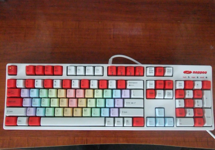ת���ɿ���104���̣���ɫ�����ིʺ��ñ��Zowie104��ñ���죩