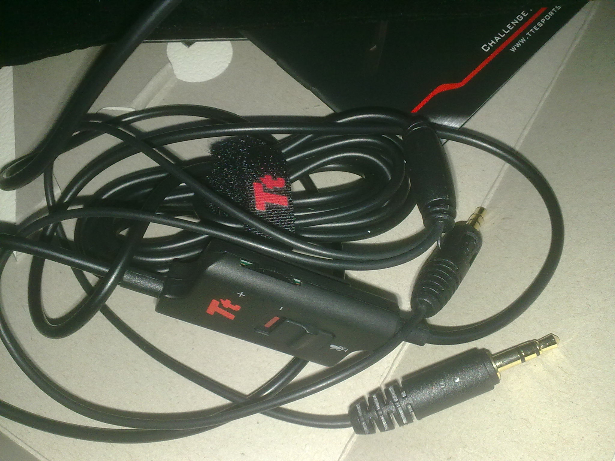 Tt eSPORTS SHOCK(����) �羺ר��ͷ��ʽ����(��)