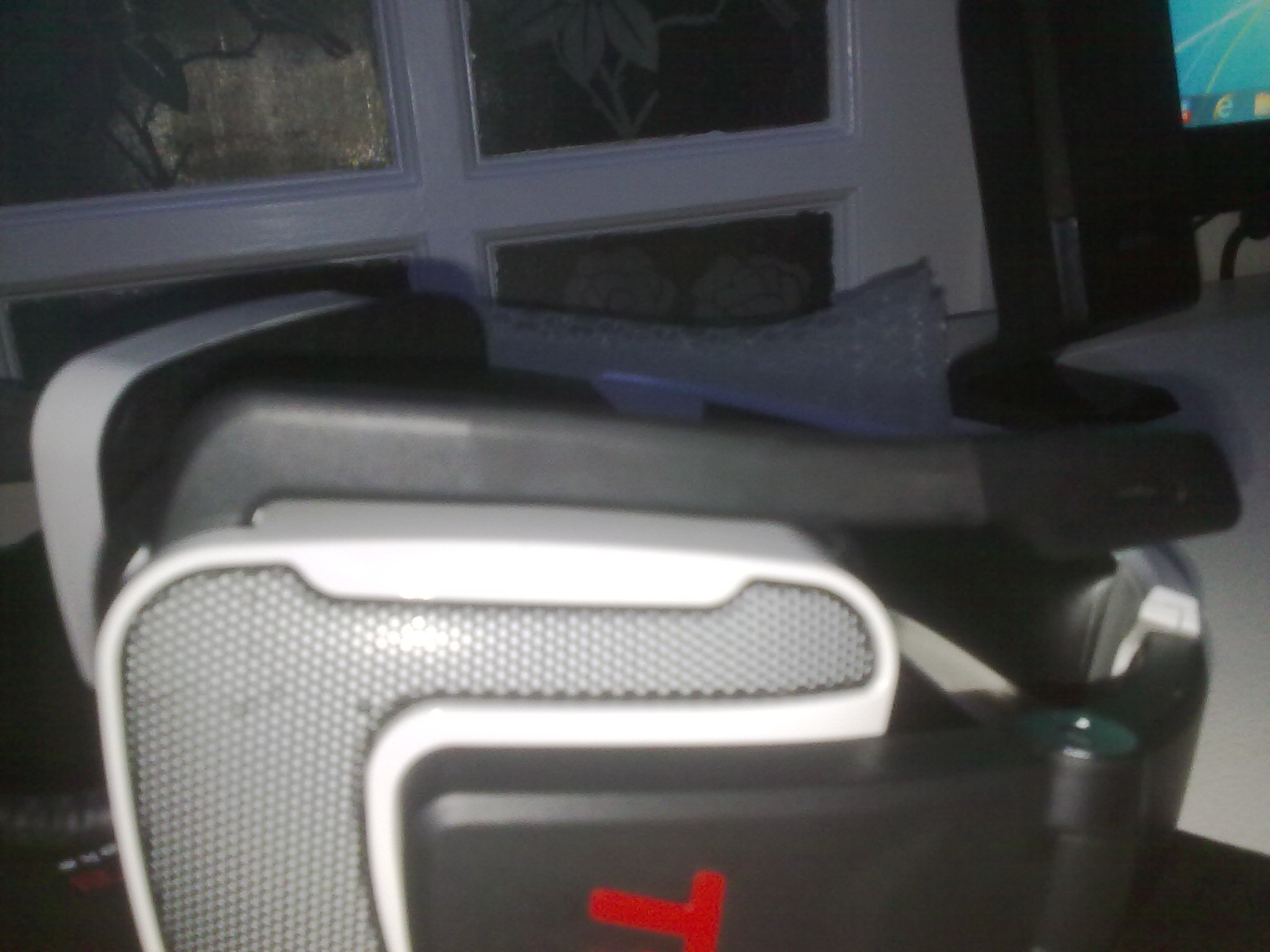 Tt eSPORTS SHOCK(����) �羺ר��ͷ��ʽ����(��)