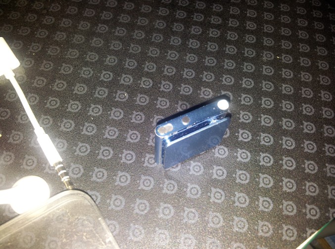 ����Shuffle4����ɫ2GB