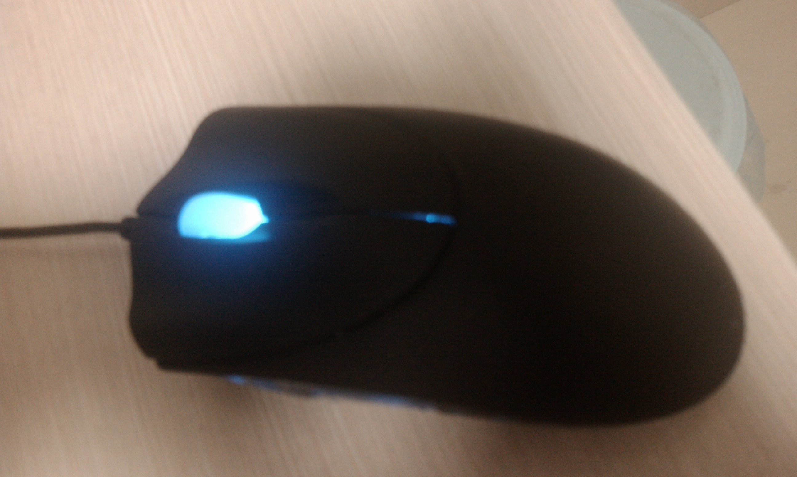 �����ۡ����� Razer Diamondback 3G��β����� 190Ԫ