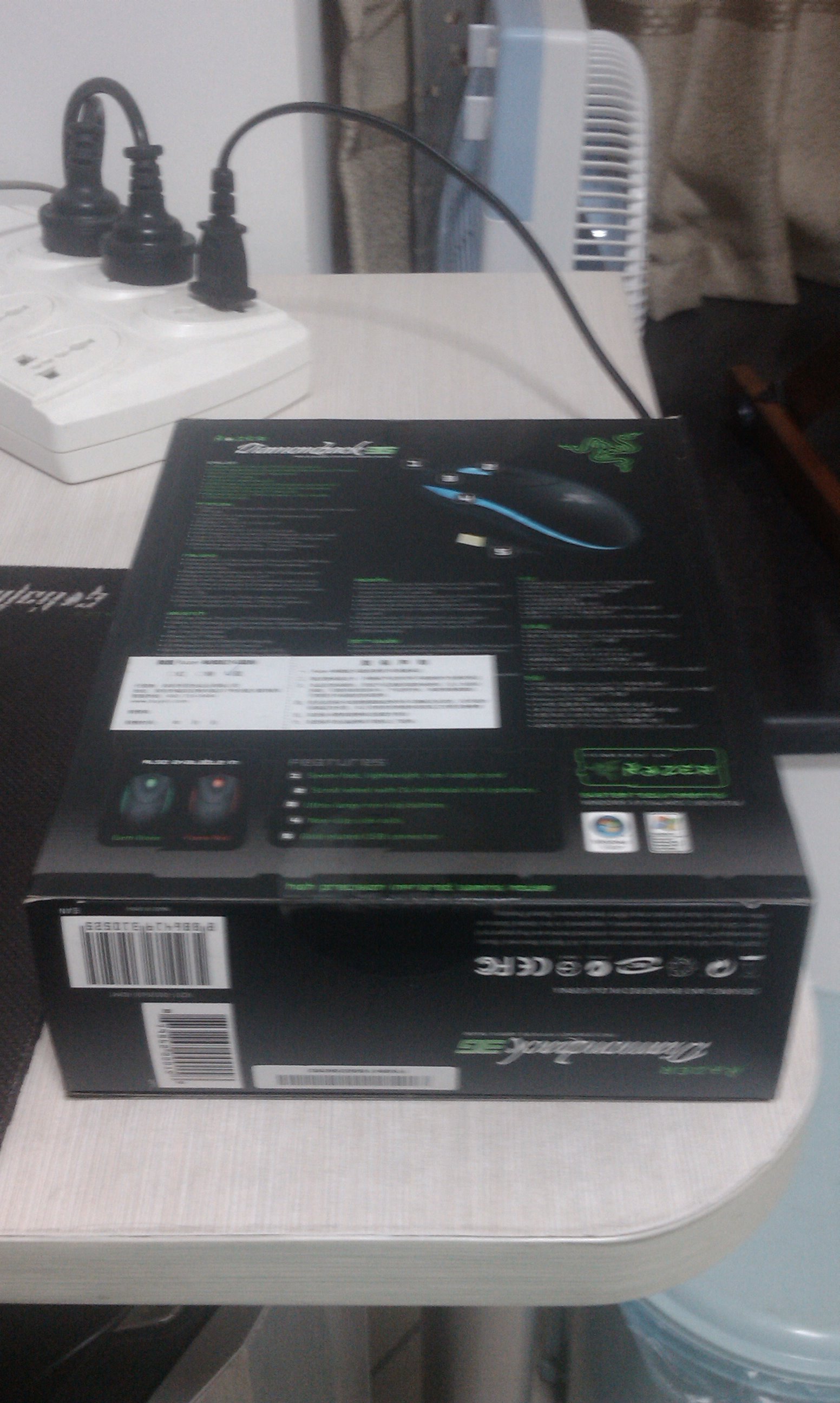 �����ۡ����� Razer Diamondback 3G��β����� 190Ԫ