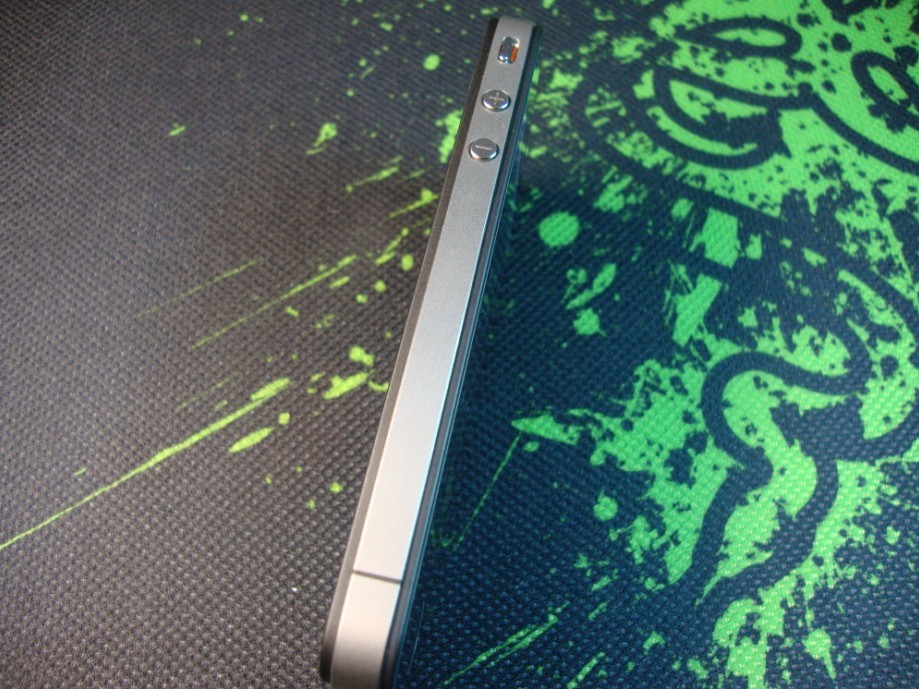 iphone 4 32G 2011��10�¼��� 3700Ԫ
