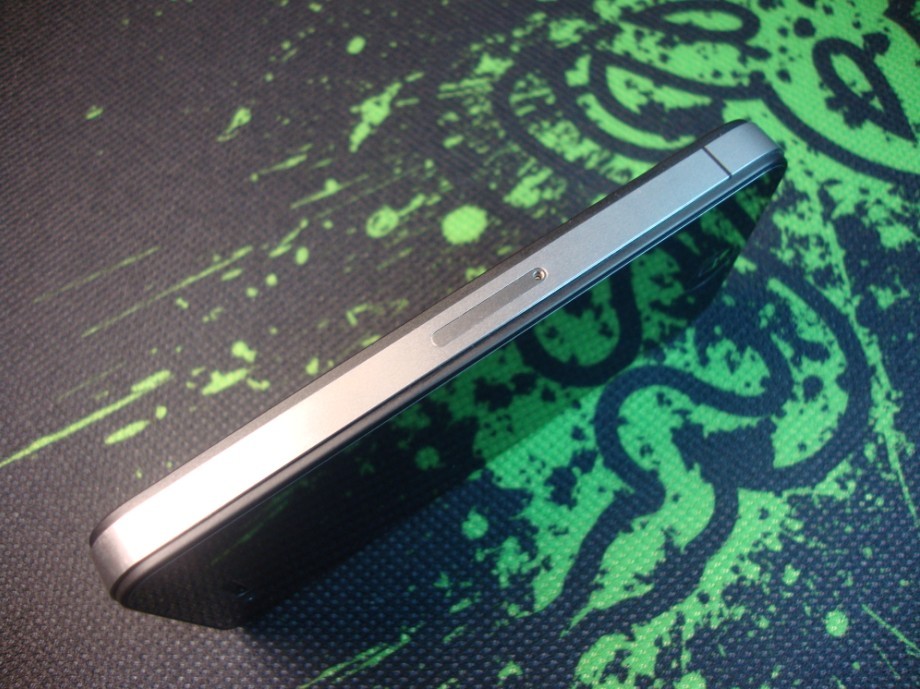 iphone 4 32G 2011��10�¼��� 3700Ԫ