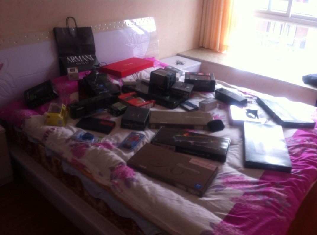 �Ա�����������