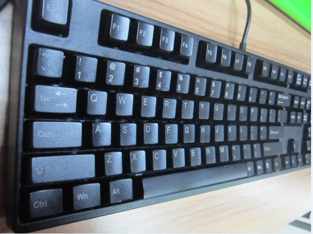����NOPPOO104��ɫ��+QCKTYLOO