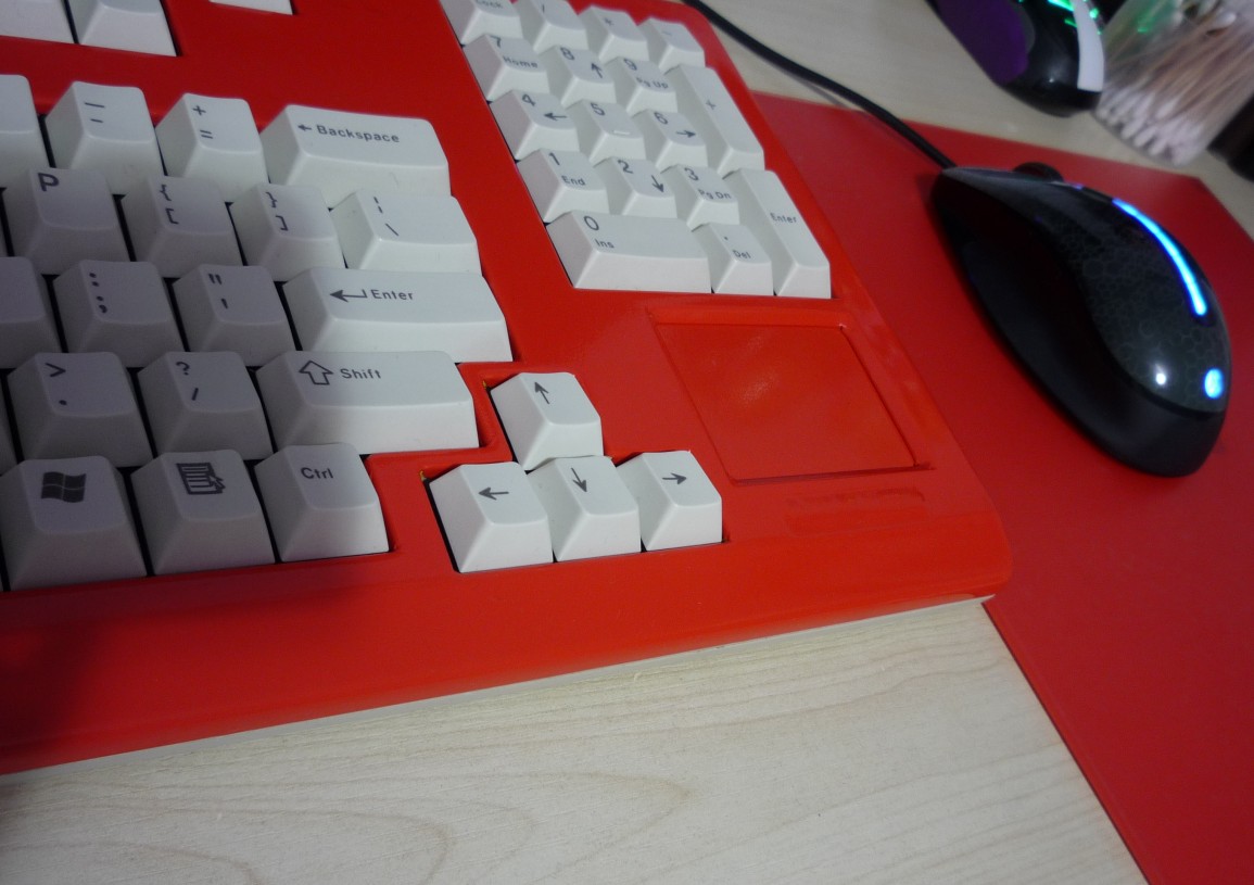 �ٸ��£�KINZU���HP VOODOO DNA���������һ�����ˣ��̲�ס��������ɧ���ٺ�