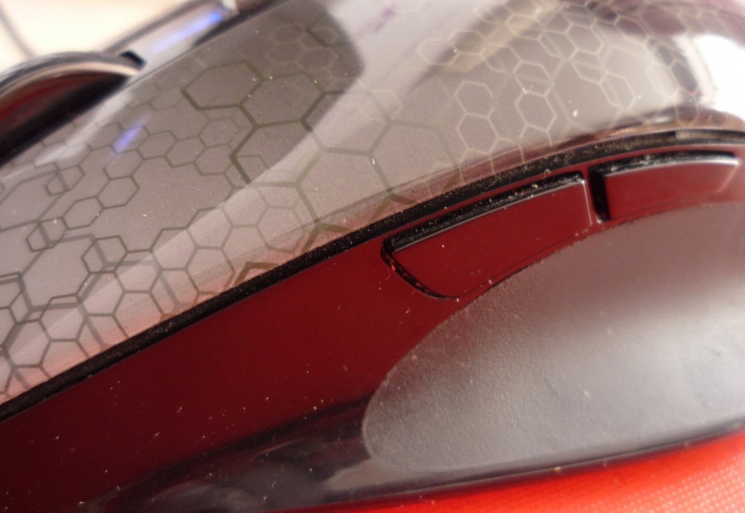 �ٸ��£�KINZU���HP VOODOO DNA���������һ�����ˣ��̲�ס��������ɧ���ٺ�