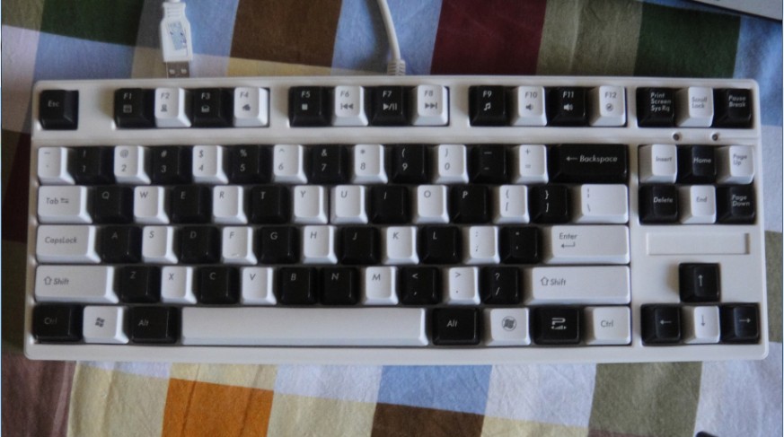 ����������plu87��ɫ����һ�ѣ�����85�°�
