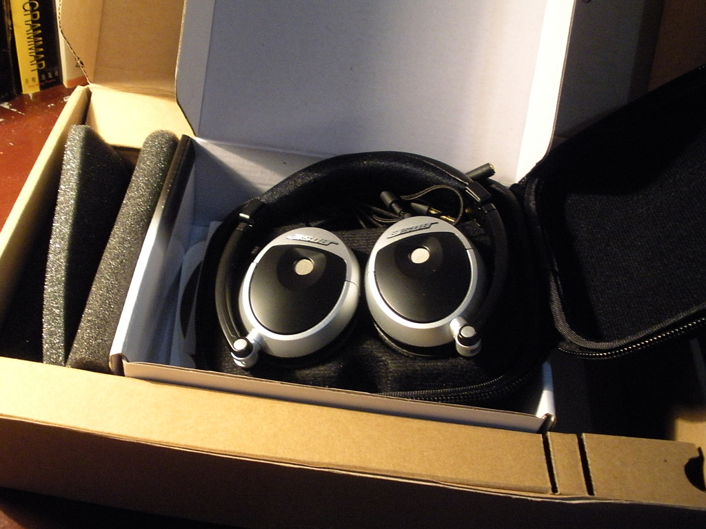 �����ۡ����������س�bose oe��9008��ͬ��ñ