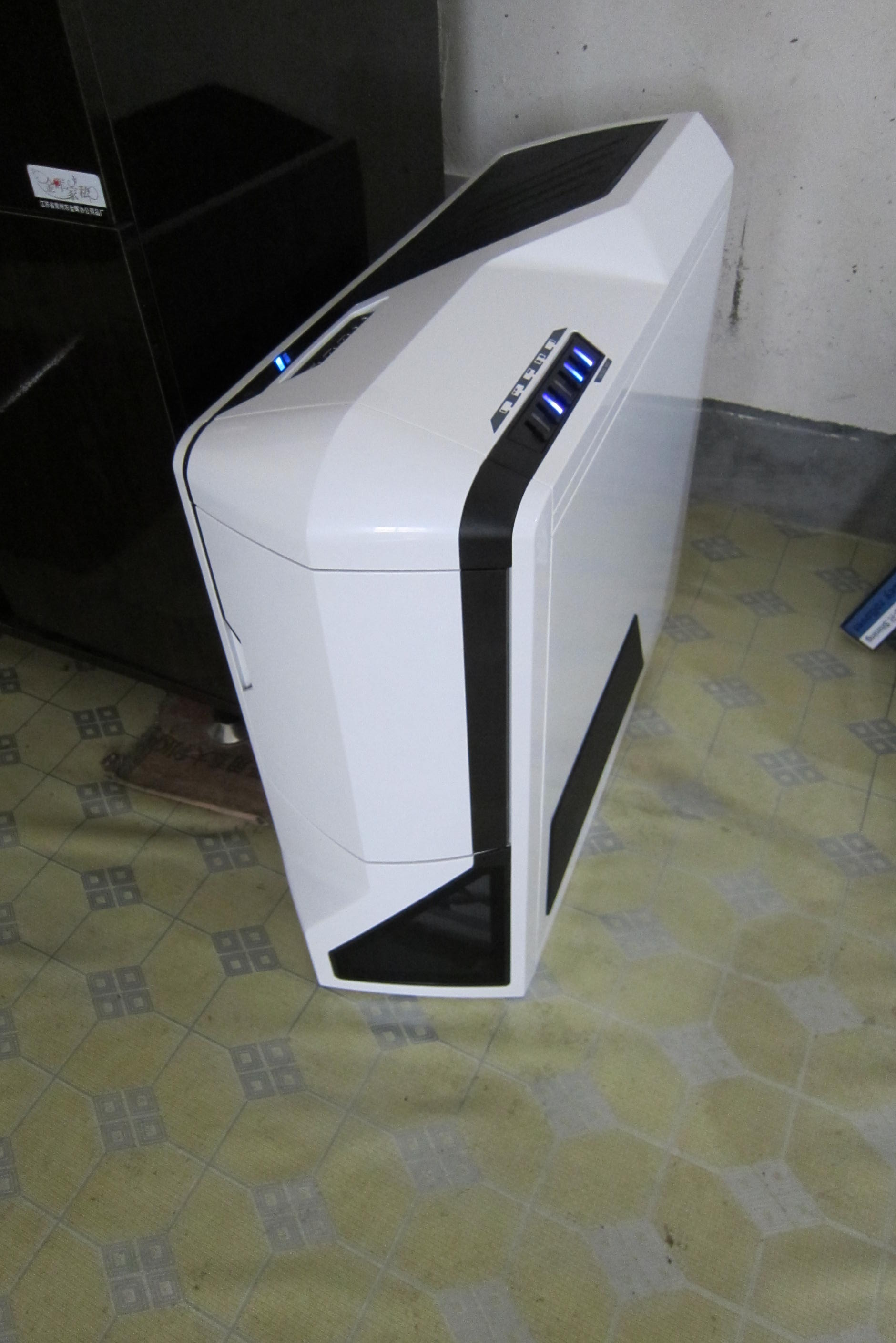 2012/3/8 С������һ̨�����Ż��ǿ��Եģ�װ��������һ��ο�