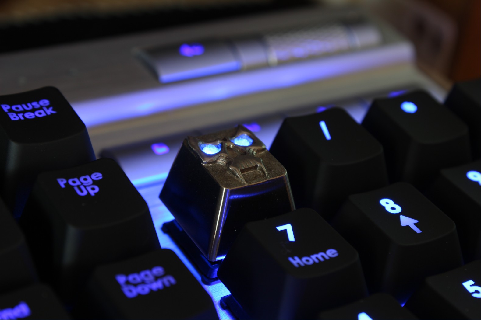 �������и��K60���� ���������Ÿ��ĵ�K90+�ѺϽ�+С����