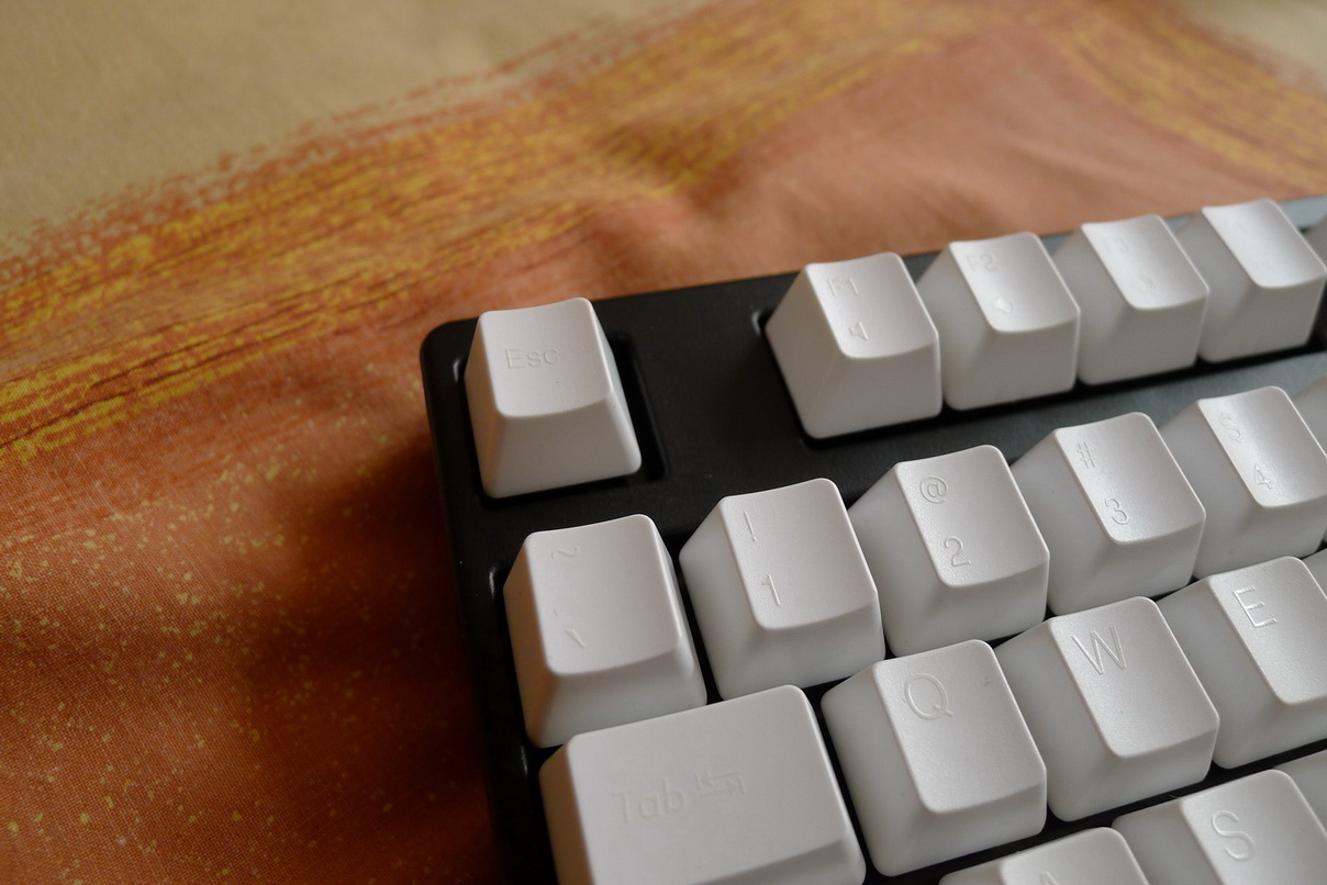 �����ݡ������ۡ�RF86U,�޼�G9X��G700��ducky 9008��ɫ���ᣬ����HD������