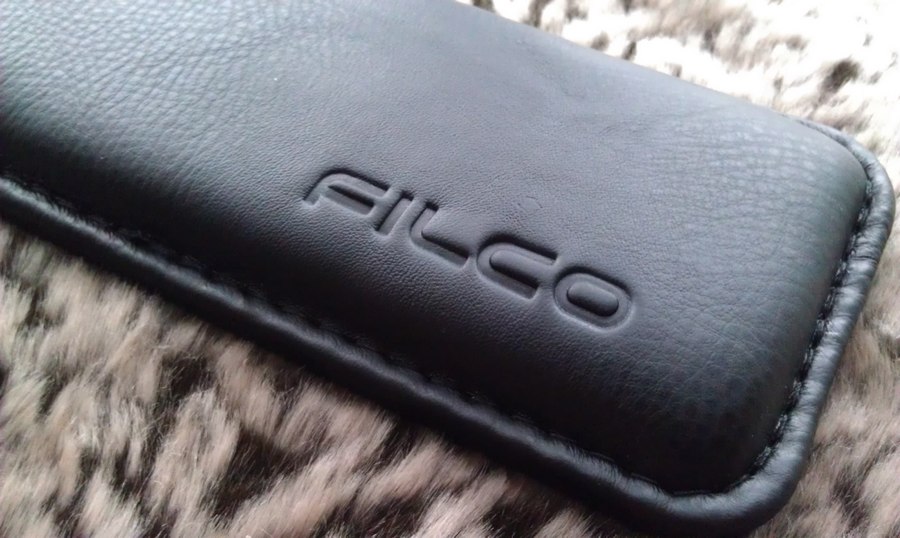 �������У���е���̱ر�