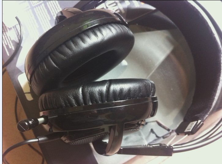 �����ۡ����㶫���ۡ�SteelSeries Siberia V2 USB���Լ��󵶣�
