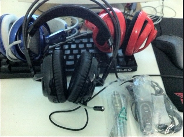 �����ۡ����㶫���ۡ�SteelSeries Siberia V2 USB���Լ��󵶣�