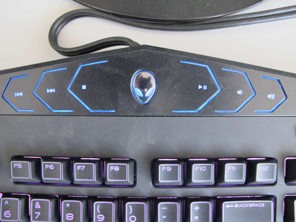 [7P] ������Alienware TactX�ӵ������Ա�