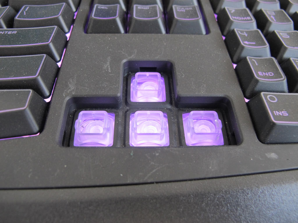 [7P] ������Alienware TactX�ӵ������Ա�