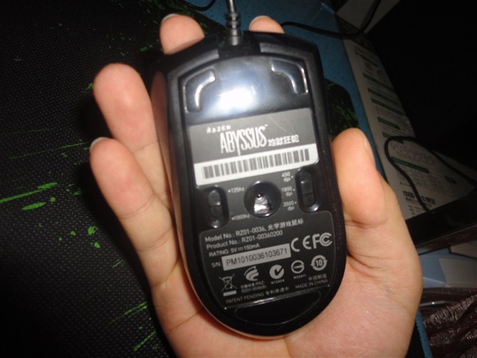 ��������Razerȷ�Ͻ������ְ�Naga��Ϸ���