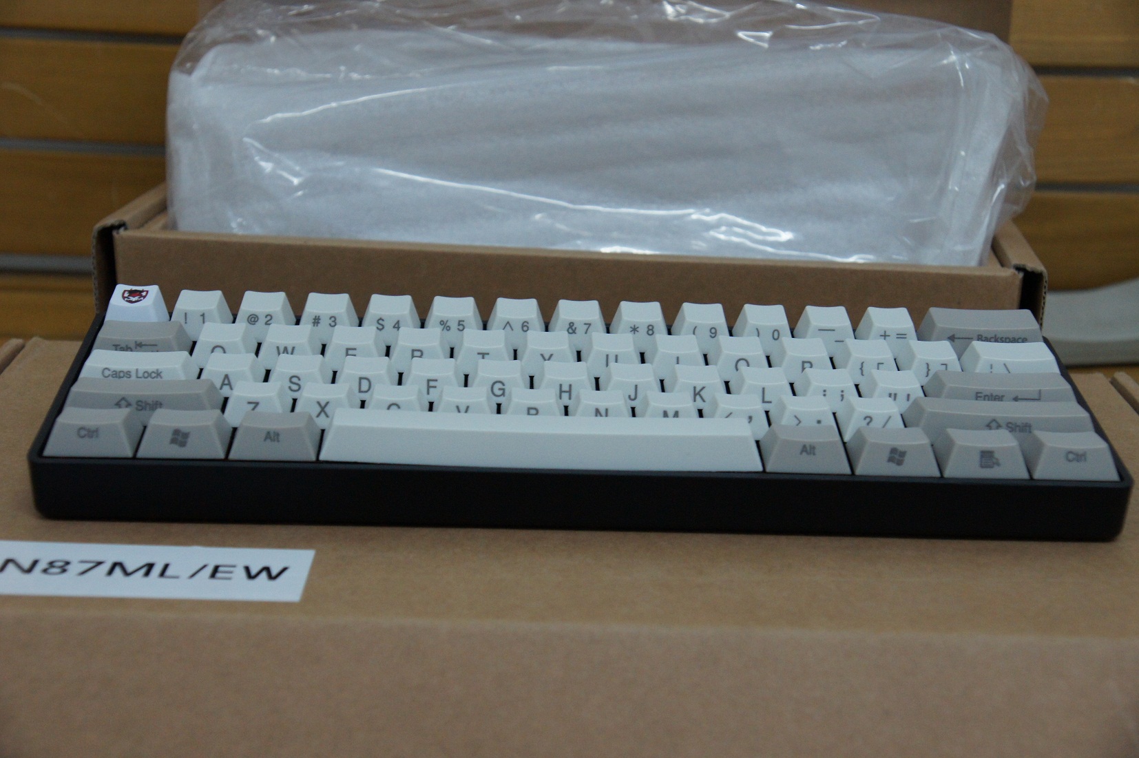 KBC POKER   &  PBT�Ӻ���
