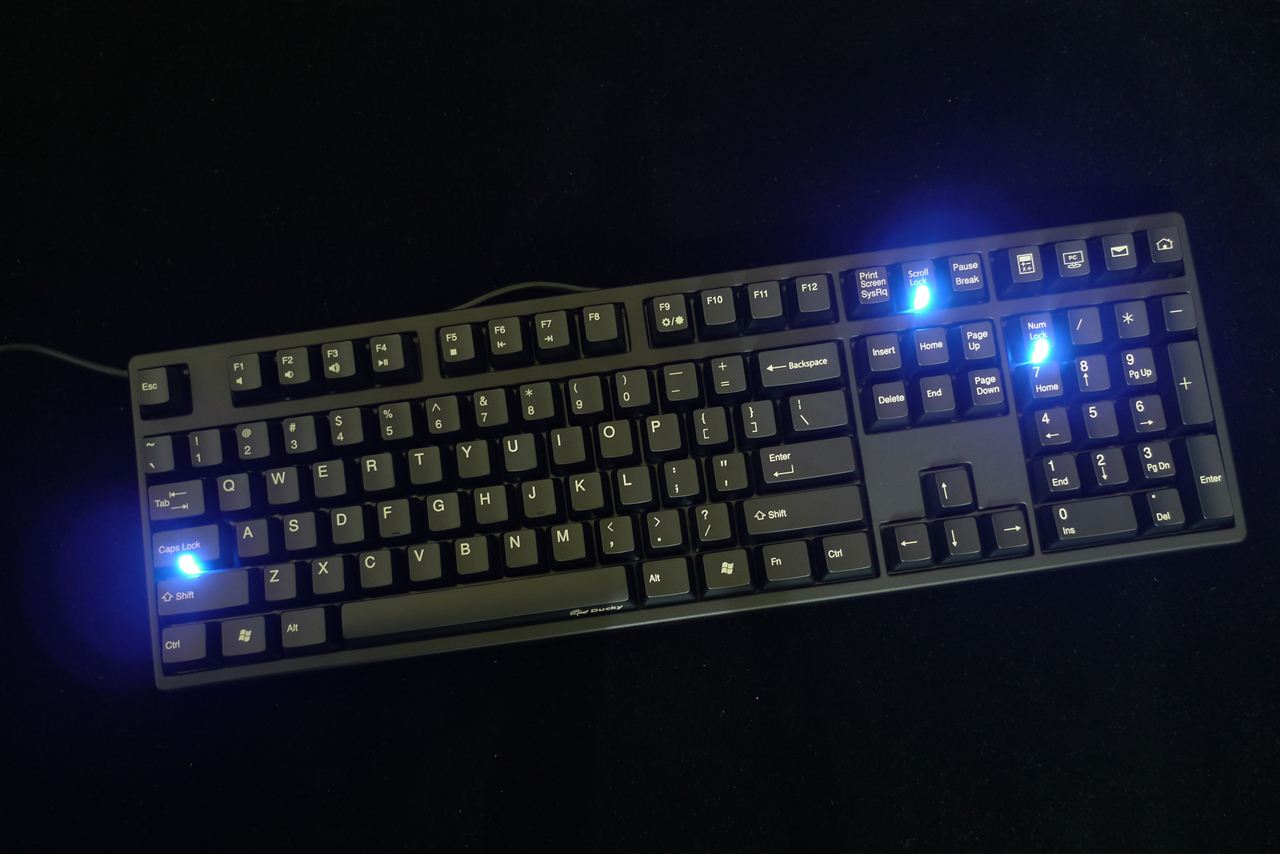 Ducky 9008 ȫ�¸��� ��װ���� ˫ģ ���л� �׷�Ϳ�� �߲��޸� �߶Ƚ���