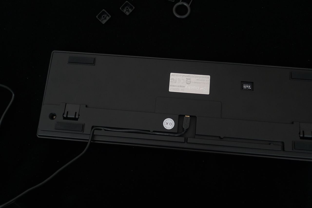 Ducky 9008 ȫ�¸��� ��װ���� ˫ģ ���л� �׷�Ϳ�� �߲��޸� �߶Ƚ���