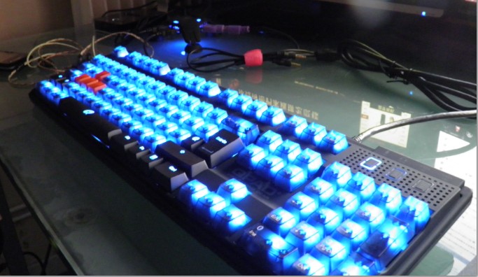 [6P]QPAD MK-80 ��͸���ñ