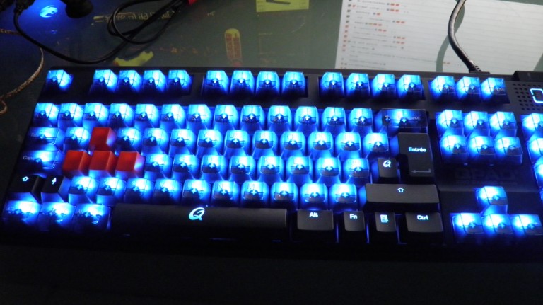 [6P]QPAD MK-80 ��͸���ñ