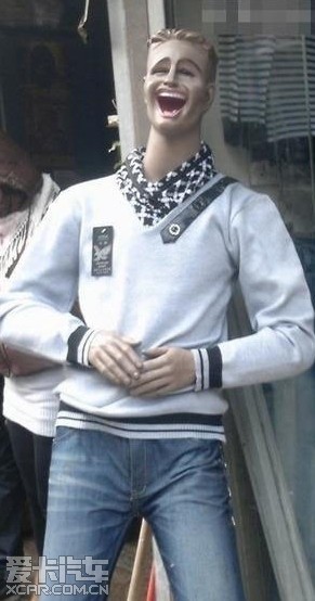 ���ڵ�ģ�ض�Ҳ��Խ��ԽǷ����