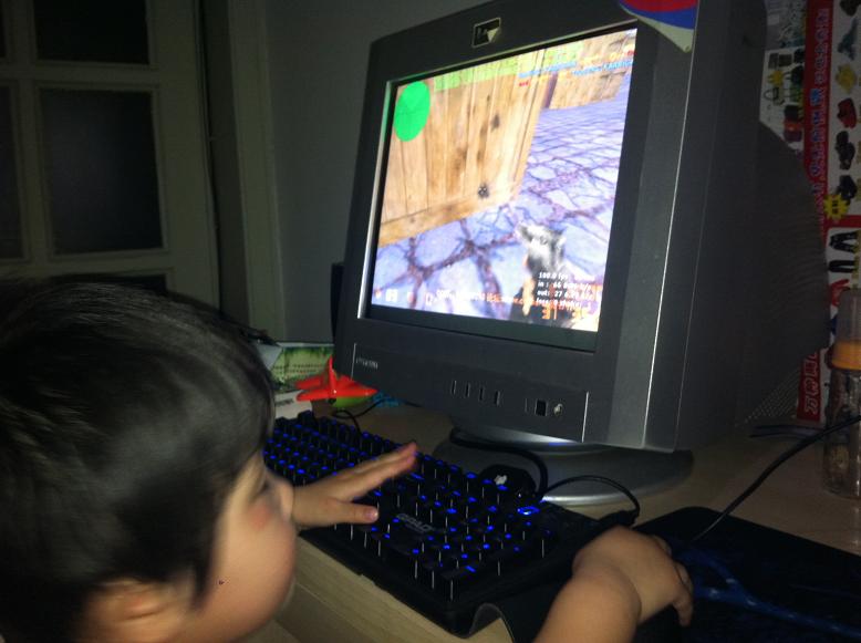 [7P] �Ա�����2��Ů����CS�Ŀɰ���Ƭ