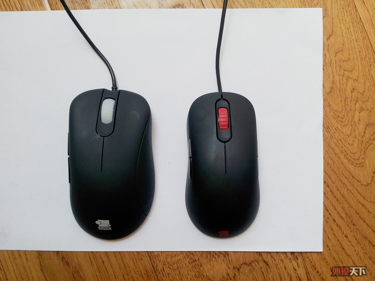 �﹦��Բ����� ��Zowie EC1 eVo�� �����ĵ�  ���ŶԱ�ͼ ��ףĸ���ǽ��տ��֡�