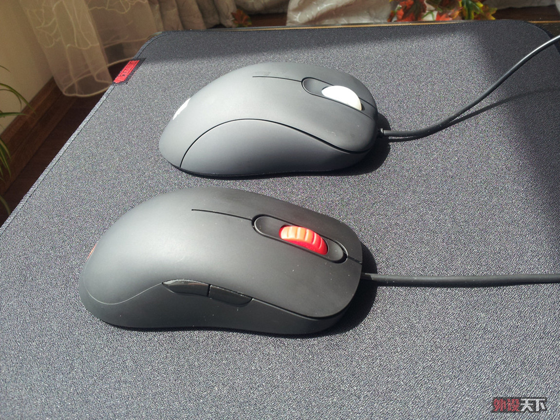 �﹦��Բ����� ��Zowie EC1 eVo�� �����ĵ�  ���ŶԱ�ͼ ��ףĸ���ǽ��տ��֡�