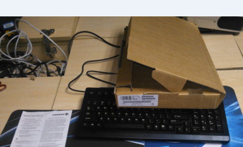 CHERRY G 80  1865��ɫ����