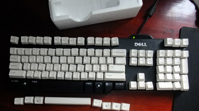 8115 ñ
