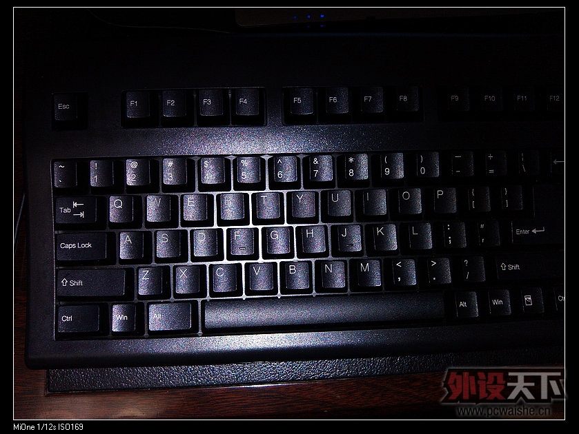 ���ѳ�����Ʒ�+����4G+PLUM����