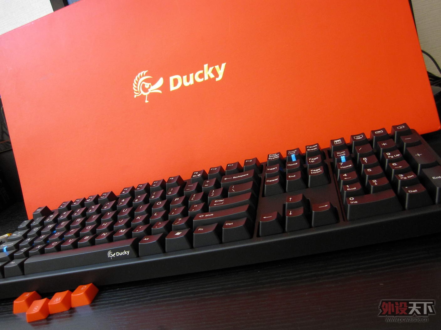 ��˿��ducky 9008 g2���ֿ�������һ·�������ĵá�������Ƭ�����������롣����_��