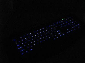 AZIO LeveTron ħ KB555U Ϸ