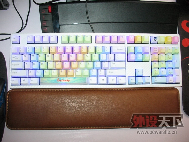 Ducky9008S .jpg