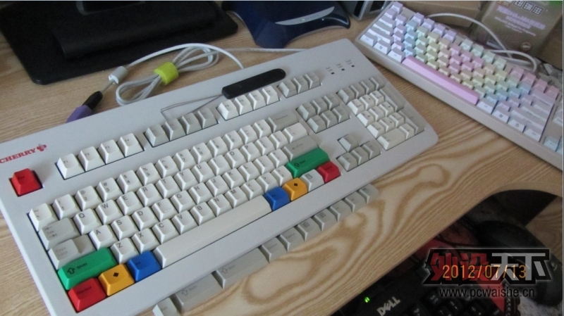 ����һ����ϲ������RGB+�Ұ׸��ŷ磡----3494�ױ�����~(һ).