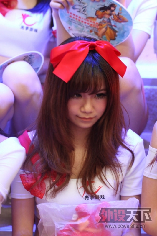 ChinaJoy2012 ��ֽ��Ϯ������~~~LZ��ʾ���Ժ��ᣬ���е㶶..������ҲΪ��������...