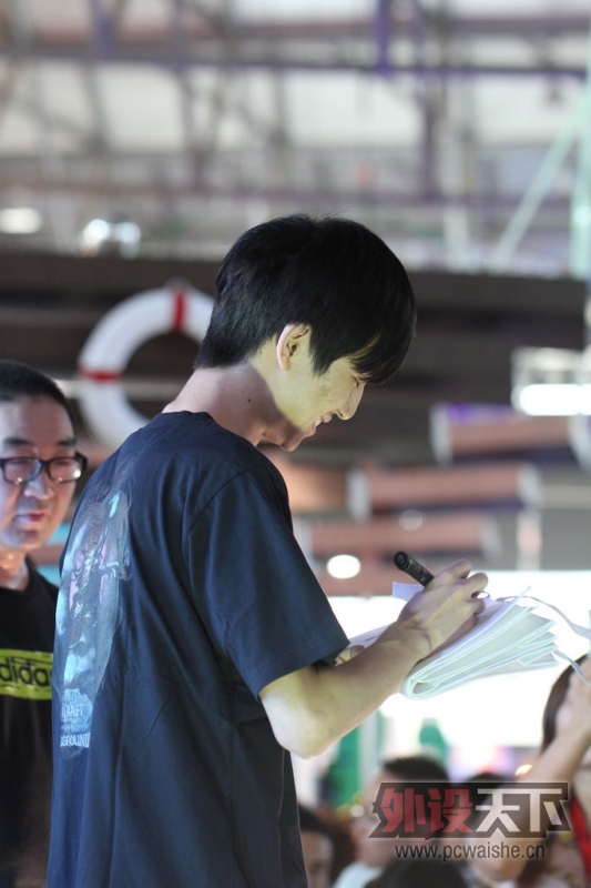 ChinaJoy2012 ��ֽ��Ϯ���ĵ���¥����ʾ�������һ��...