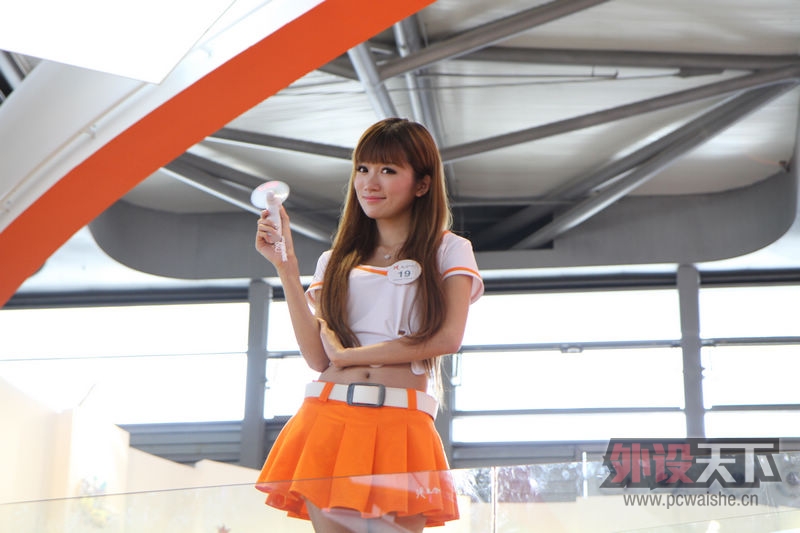ChinaJoy������Ϯ�ڶ���...ԭ������ͼƬ̫�࣬���Էֳɼ������ˣ����յ�~~~