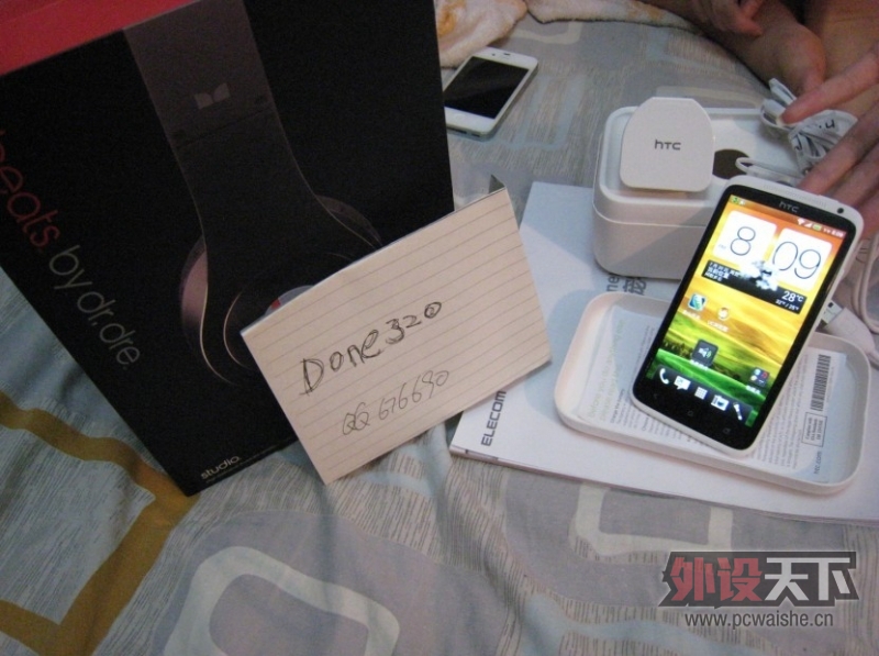 [����ʵ���]ħ��¼��ʦ+�����Onex�ֻ��ԱȰ���9300�������ĵ�