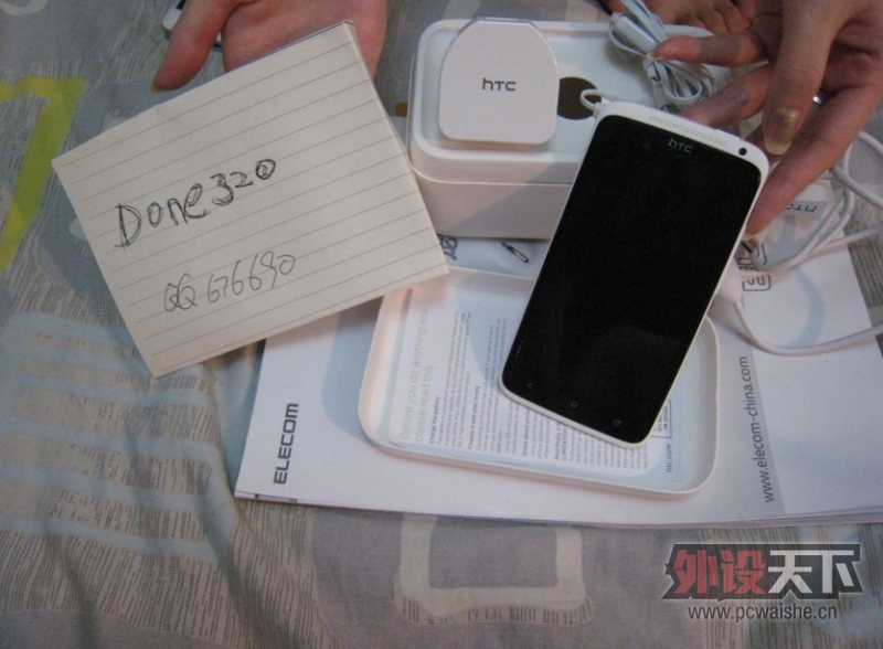 [����ʵ���]ħ��¼��ʦ+�����Onex�ֻ��ԱȰ���9300�������ĵ�