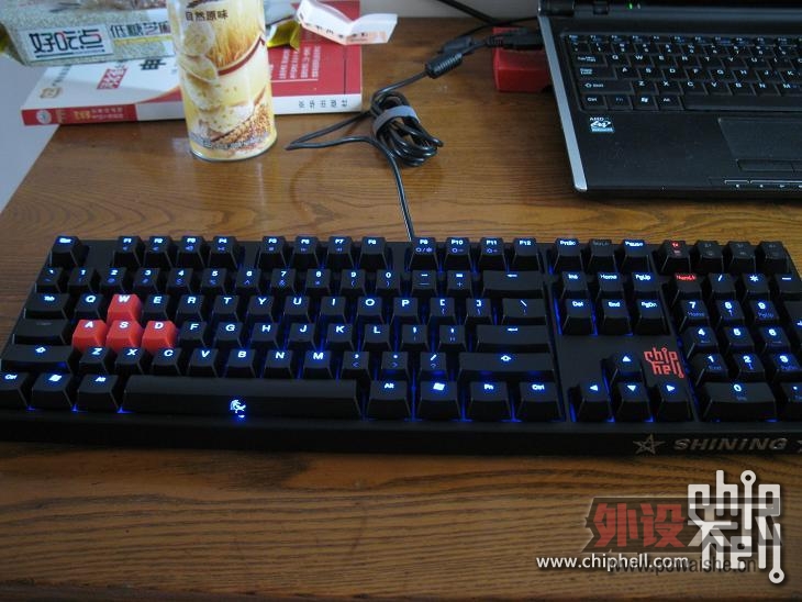 �ƹ�����DUCKY9008