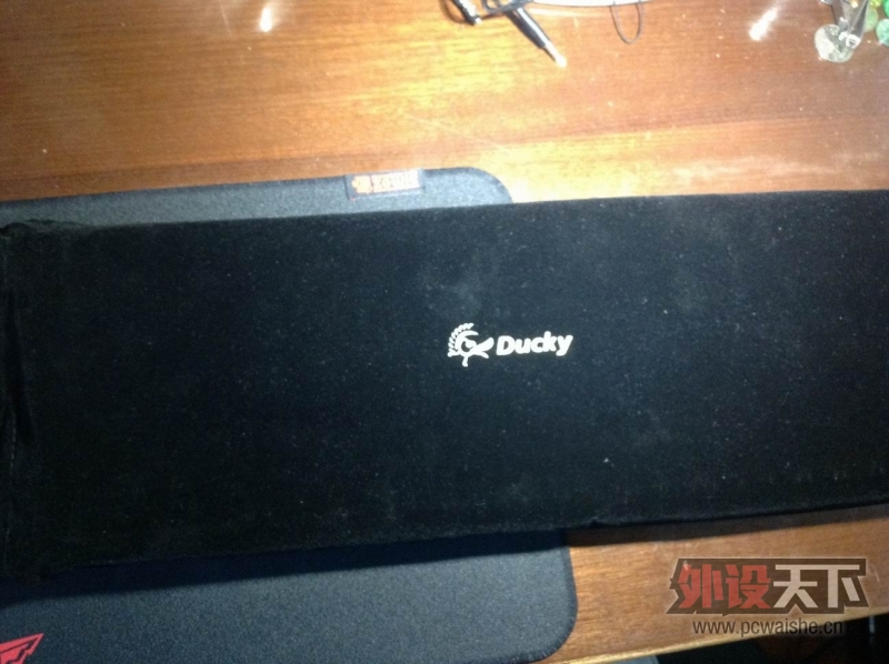 DUCKY 9008S �׹�����Ե���600